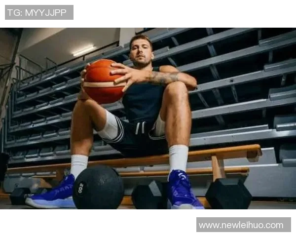 东契奇赛季初赠送球鞋今日再送电动自行车展现神仙队友风范